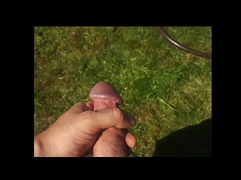 ❤️ Hottie se deja follar el coño rosa y se corre con un chorro en un jardín de verano ❤️❌ Video de porno en es.pornsexphoto.ru ❌️