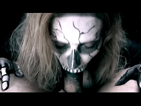 ❤️ Demon girl chupando pollas con su boca negra y tragando semen ❤️❌ Video de porno en es.pornsexphoto.ru ❌️